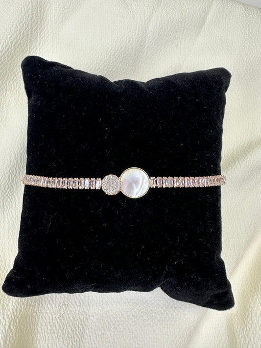 RoseGold Plated Austrian Diamond Circle Shaped Bracelet